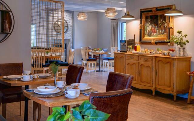 Amour Guest House