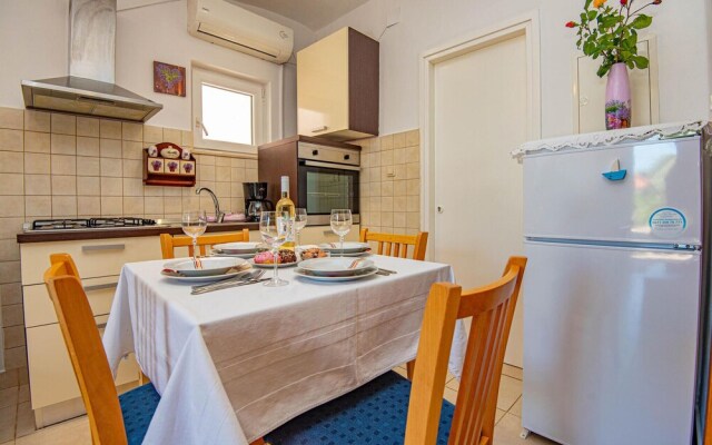 Awesome Apartment in Brodarica With Wifi and 1 Bedrooms
