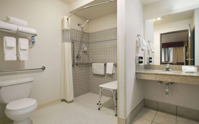 Baymont by Wyndham Seattle/Kirkland WA