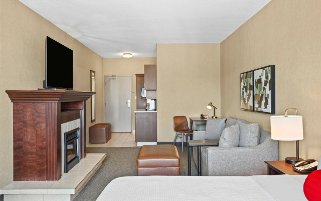 Ramada by Wyndham Drumheller Hotel & Suites