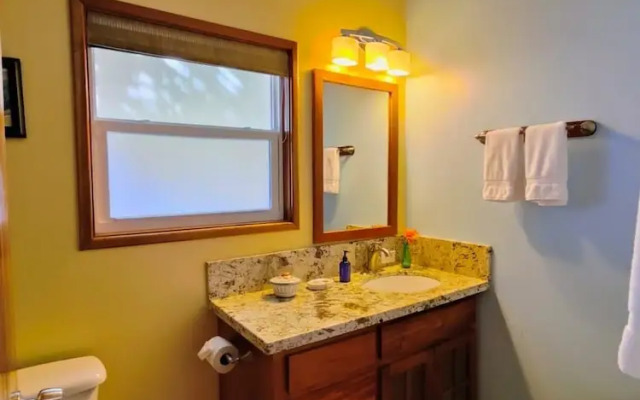 Casa De Bonita 4 Bedroom Home by RedAwning
