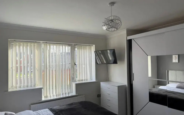 5-bedroom Family Holiday Home Sleeps 7 Garden Parking Pet Friendly North Wales