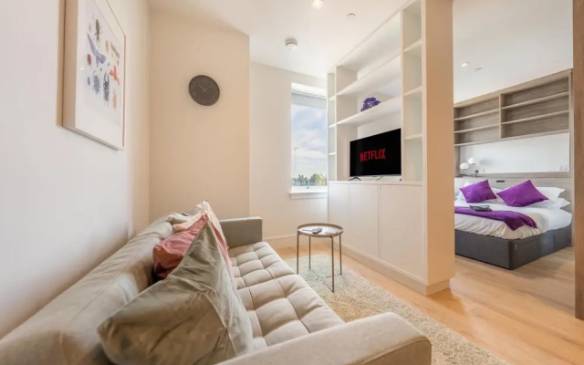 Luxury Apartments - Heathrow Airport - Free Parking