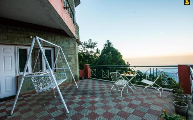 LivingStone 2BHK Cozy Homestay in Kasauli Hills