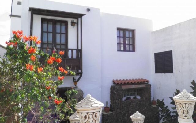 Villa in Lanzarote - 104378 by MO Rentals