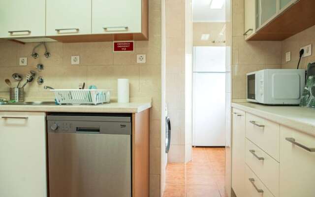 Peaceful and Serene 3 Bedroom Apartment in Lisbon