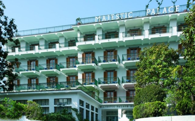 Majestic Palace Hotel