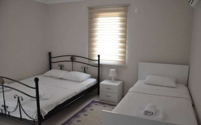 Beautiful 4-bed Villa Private Pools