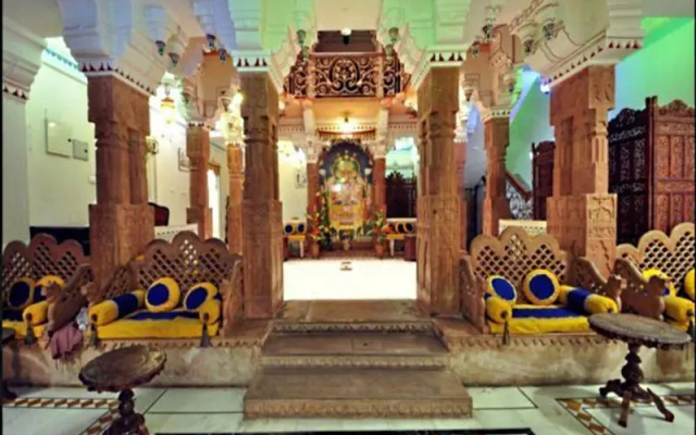 Shree Jagdish Mahal Heritage Hotel