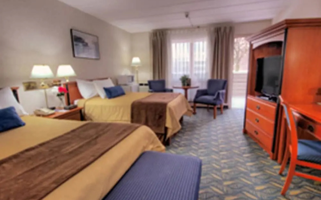 Travelodge At The Falls