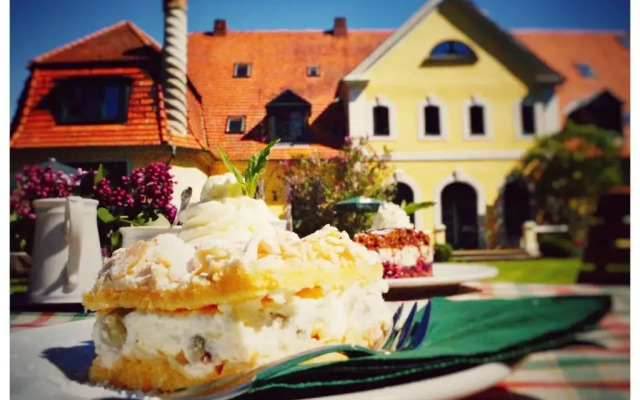 Gutshaus Solzow - Natur und Gastlichkeit in Mecklenburg