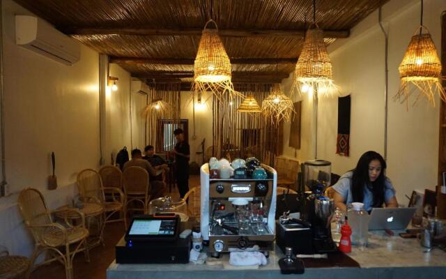 Petit Espace Boutique Hostel