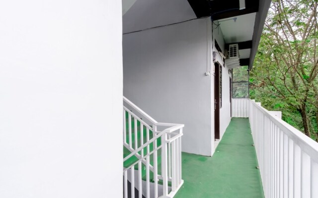 Dom Residence by OYO Rooms