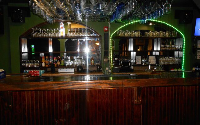 Executive Garden Titusville Hotel