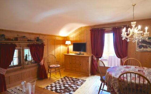 Apartments Villa Surlej