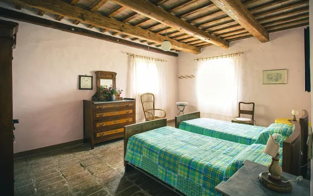 Country House in Monterado With Pool