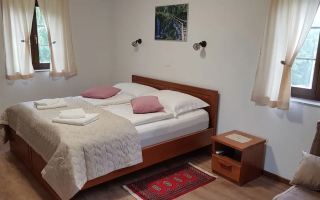 Plitvice Lakes Villa Mija