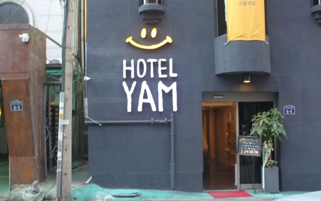 Hotel Yam
