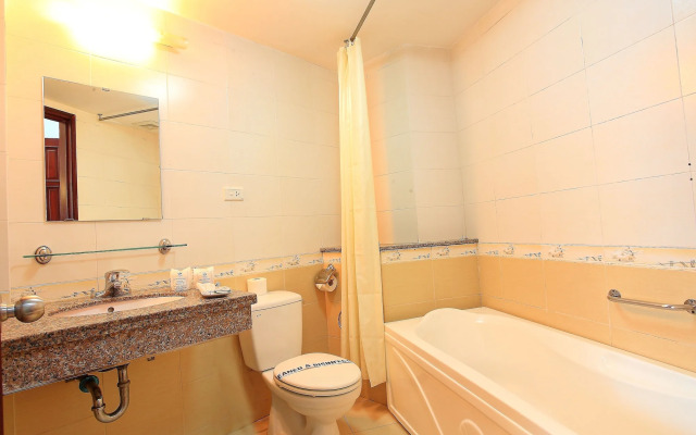 Luxury Hotel