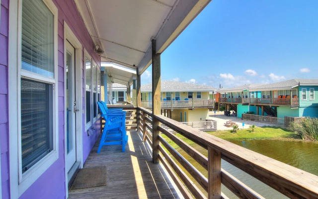 Purple Pelican - 4 Br home