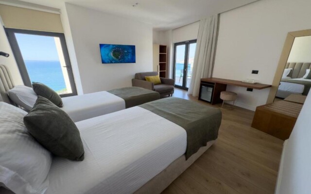 The Queens Lion Premium Hotel