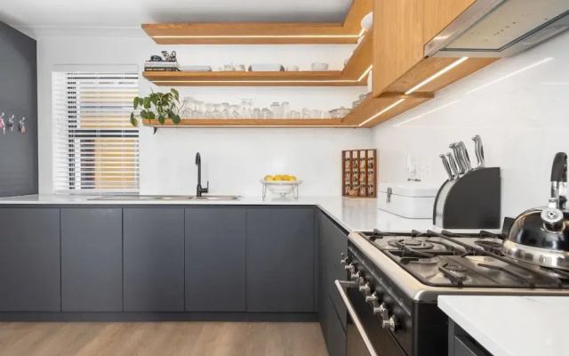 Uptown Retreat