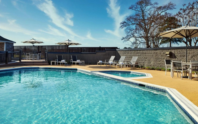 Sheraton Richmond Airport Hotel