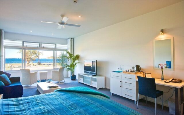 Waiheke Waterfront Lodge