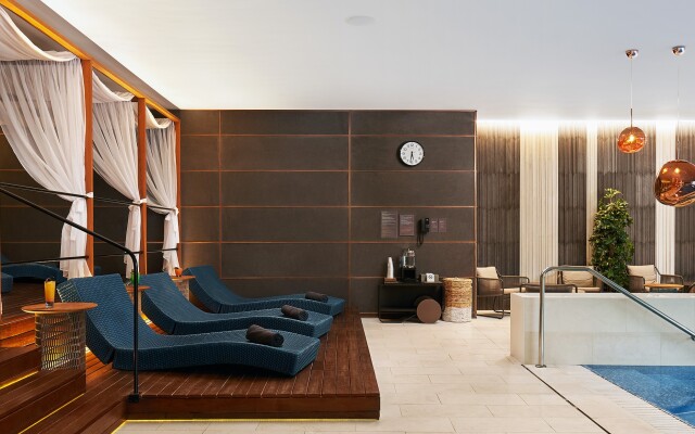 Crystal House Suite Hotel & SPA