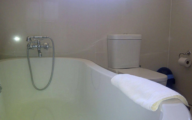 Senthaga Guest House and Safaris
