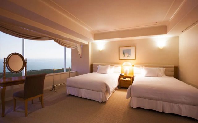 Phoenix Seagaia Ocean Tower