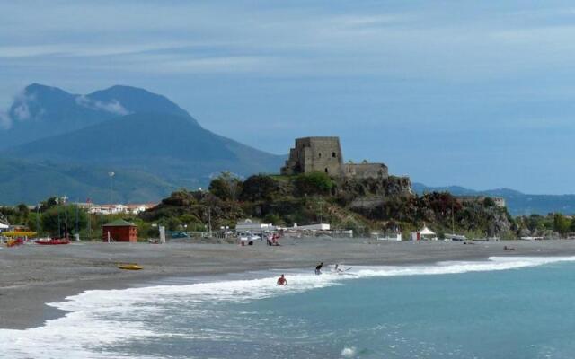 Duplex apartment 250 m from the sea