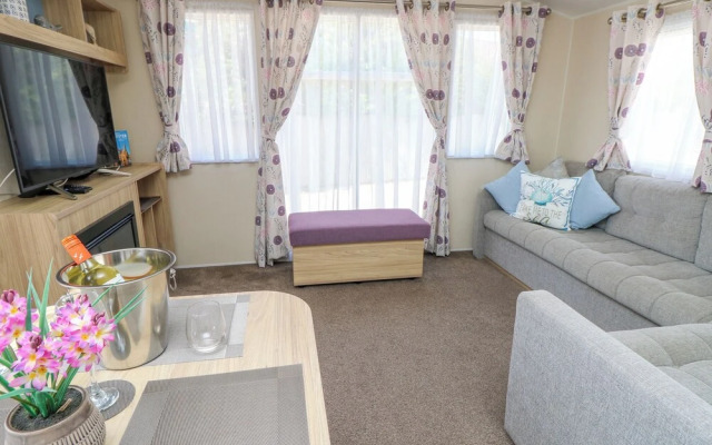 Seabreeze Cottage