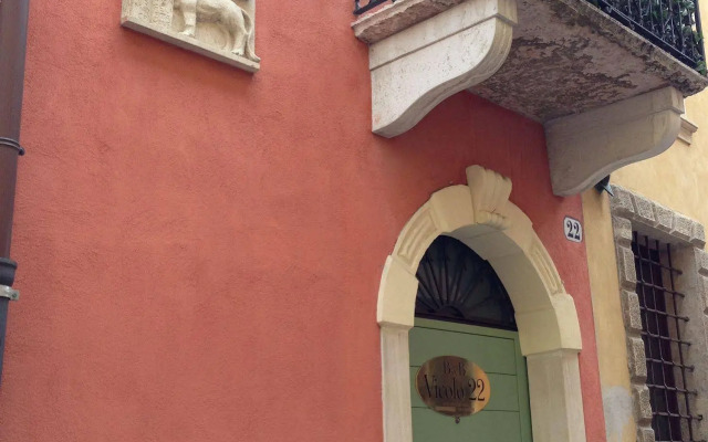 Vicolo 22