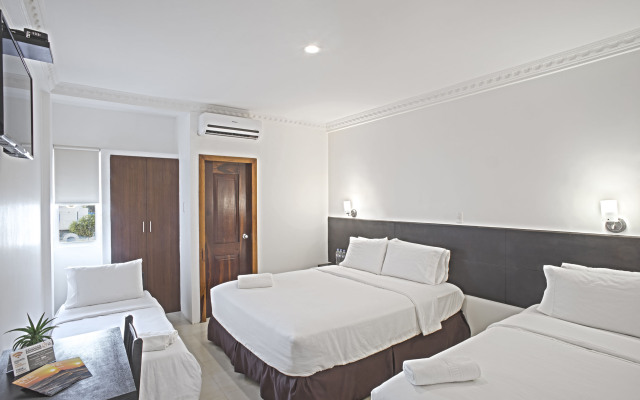 Hotel La Ría Playas