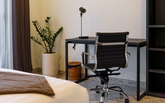 Sunny Village Batu Bolong