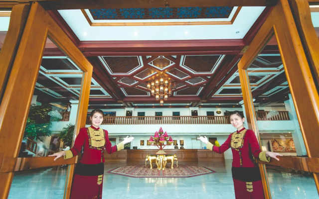 The Empress Hotel Chiang Mai