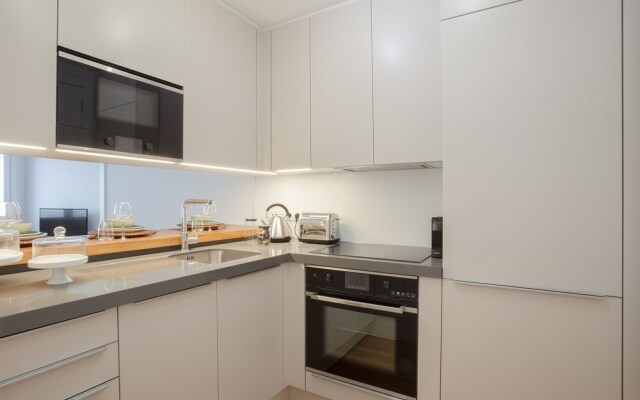 Liiiving - Aliados Luxury Apartment I