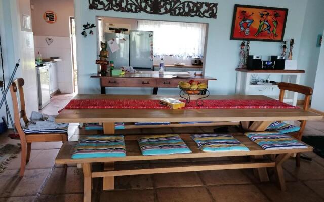 Laughing Gecko Lodge2
