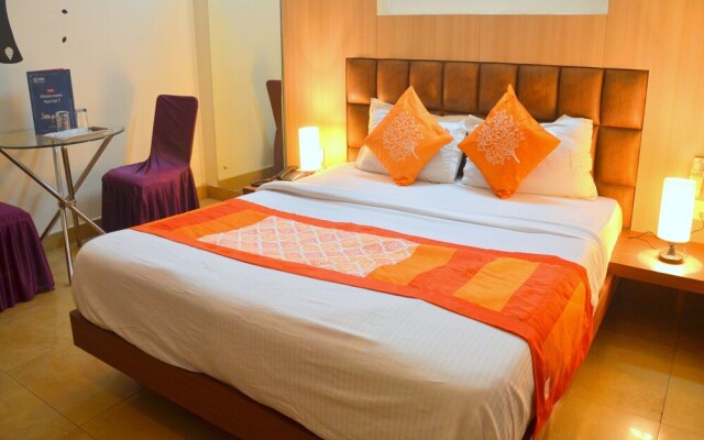 OYO 1524 Hotel Vaani Continental