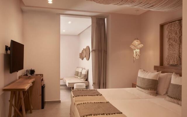 Armony Suites Milos