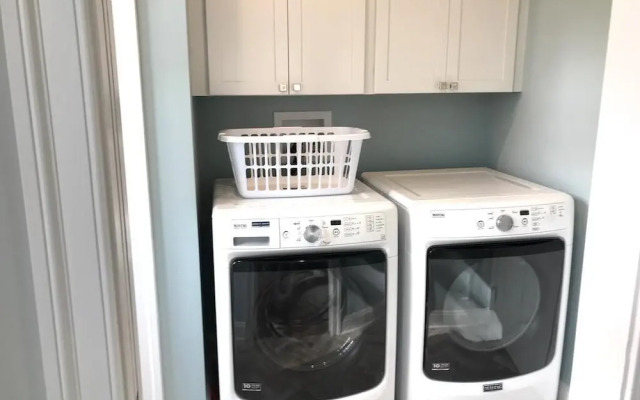 NEW Castle Street 109