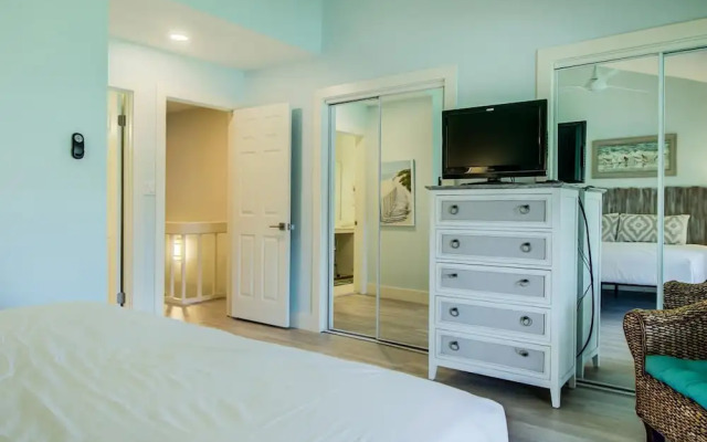 2 C, Three Bedroom Townhome