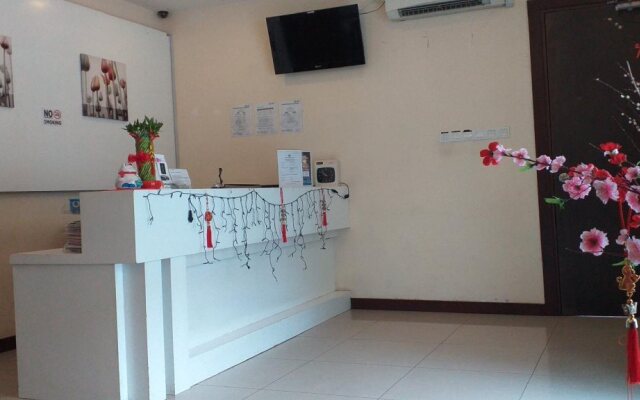 Transit Hotel