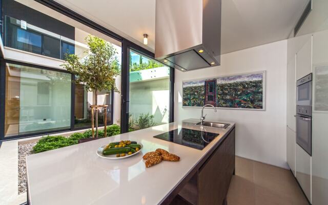 Golden Rays Luxury Villas