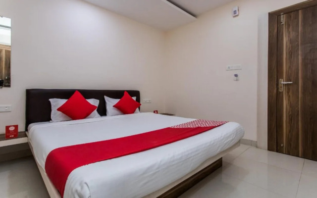 OYO 4058 Hotel Krishna Residency