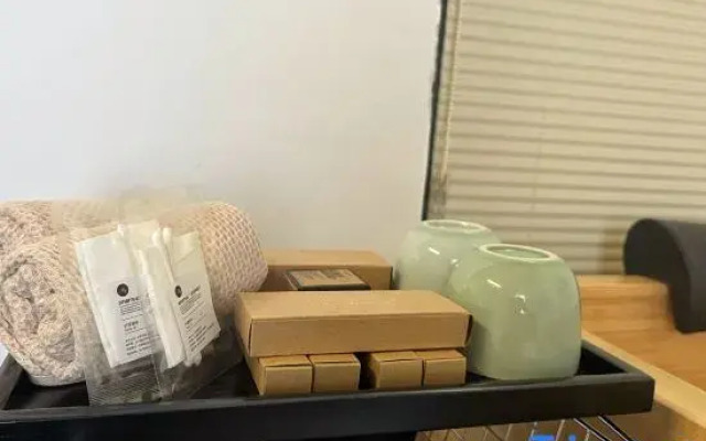 Three logy cafe&craft