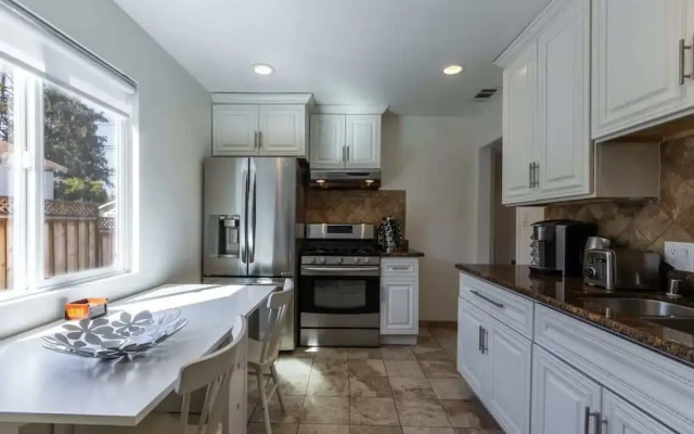 @ Marbella Lane - Convenient Home in Sunnyvale