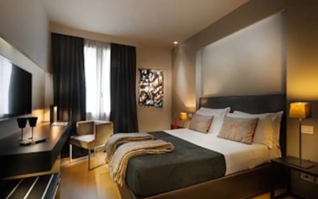 The Charming House DD724