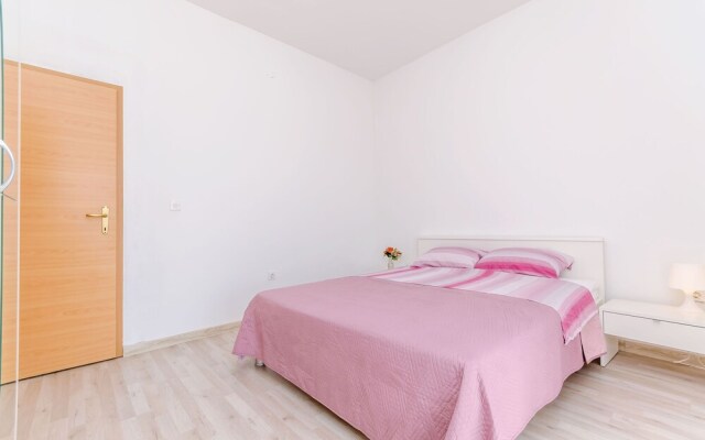 Apartment Markovic